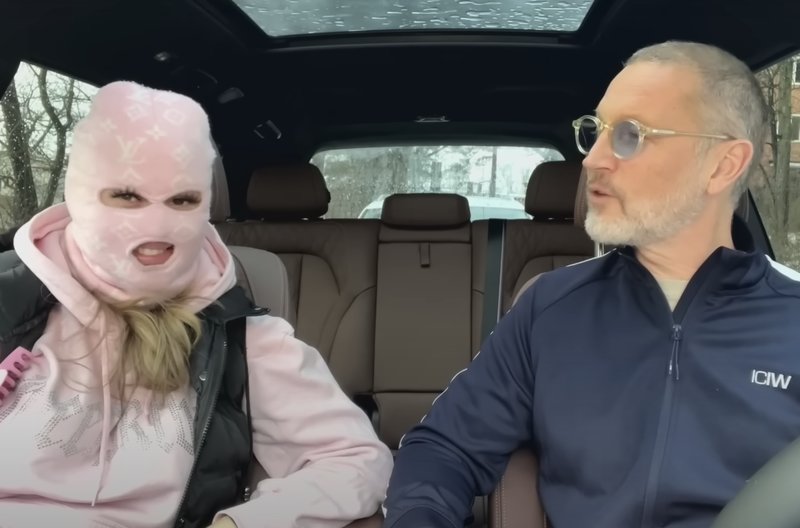 Martin Björk intervjuar Fröken Snusk Martin Björk intervjuar Fröken Snusk